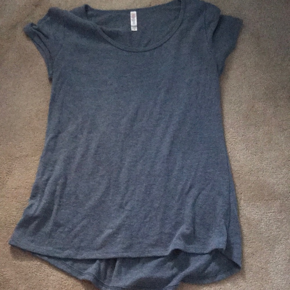 Lularoe classic tee